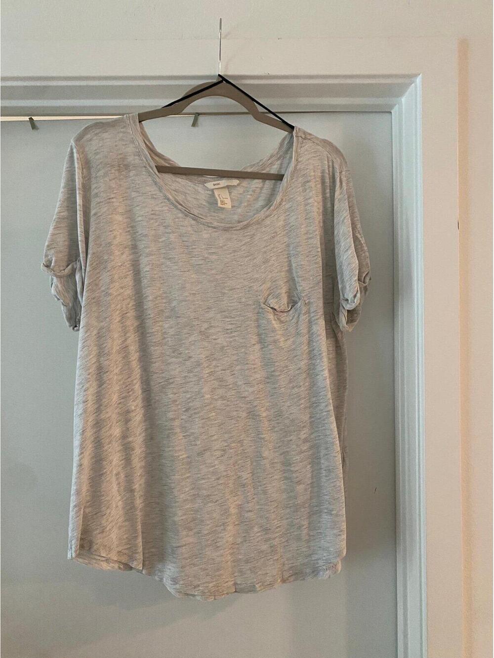 H&M Light Grey Tshirt